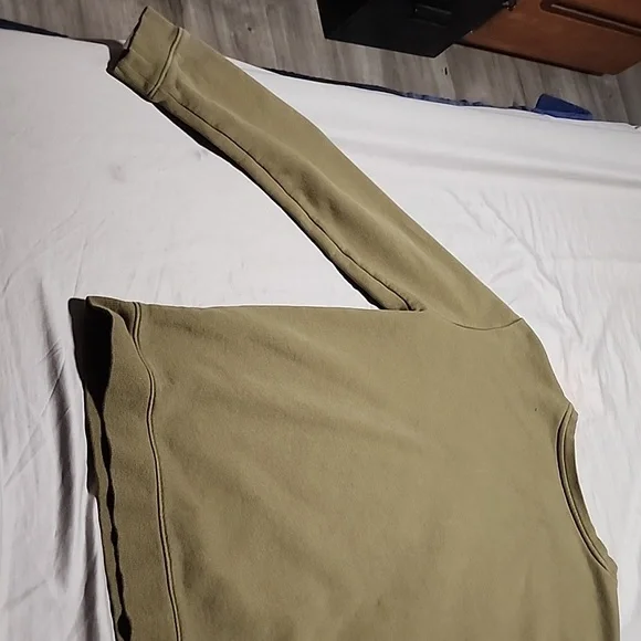 Boys cat&jack sweater xxl (18) - Picture 10 of 10